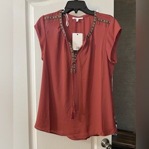 NWT Rust orange top!!